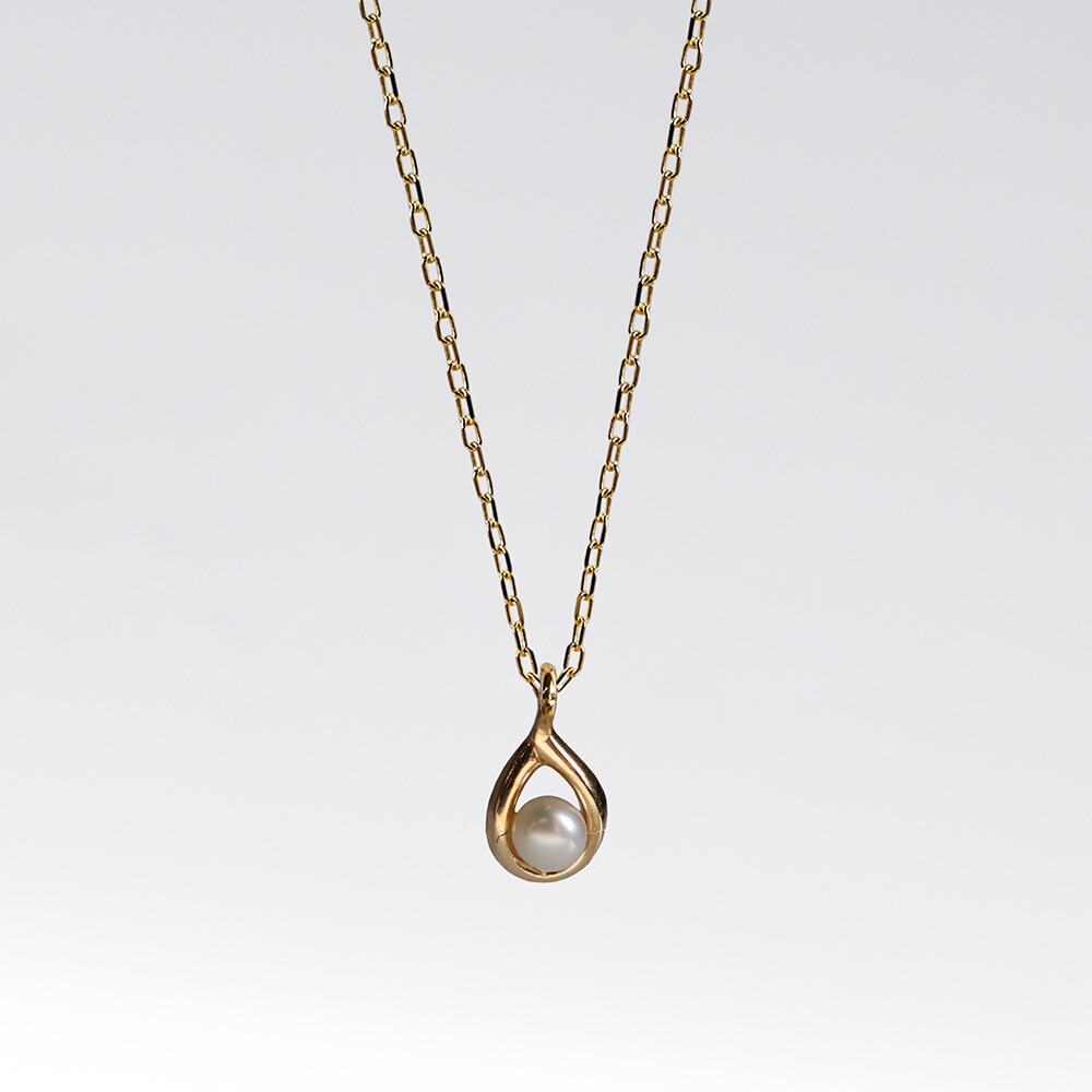 パール ペアシェイプ ネックレス | K10YG  〈Web限定〉