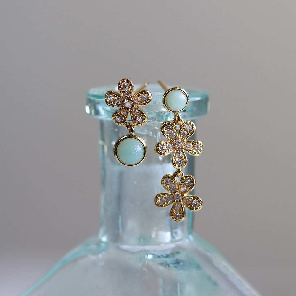 クリスタル  / アマゾナイト フラワー ピアス