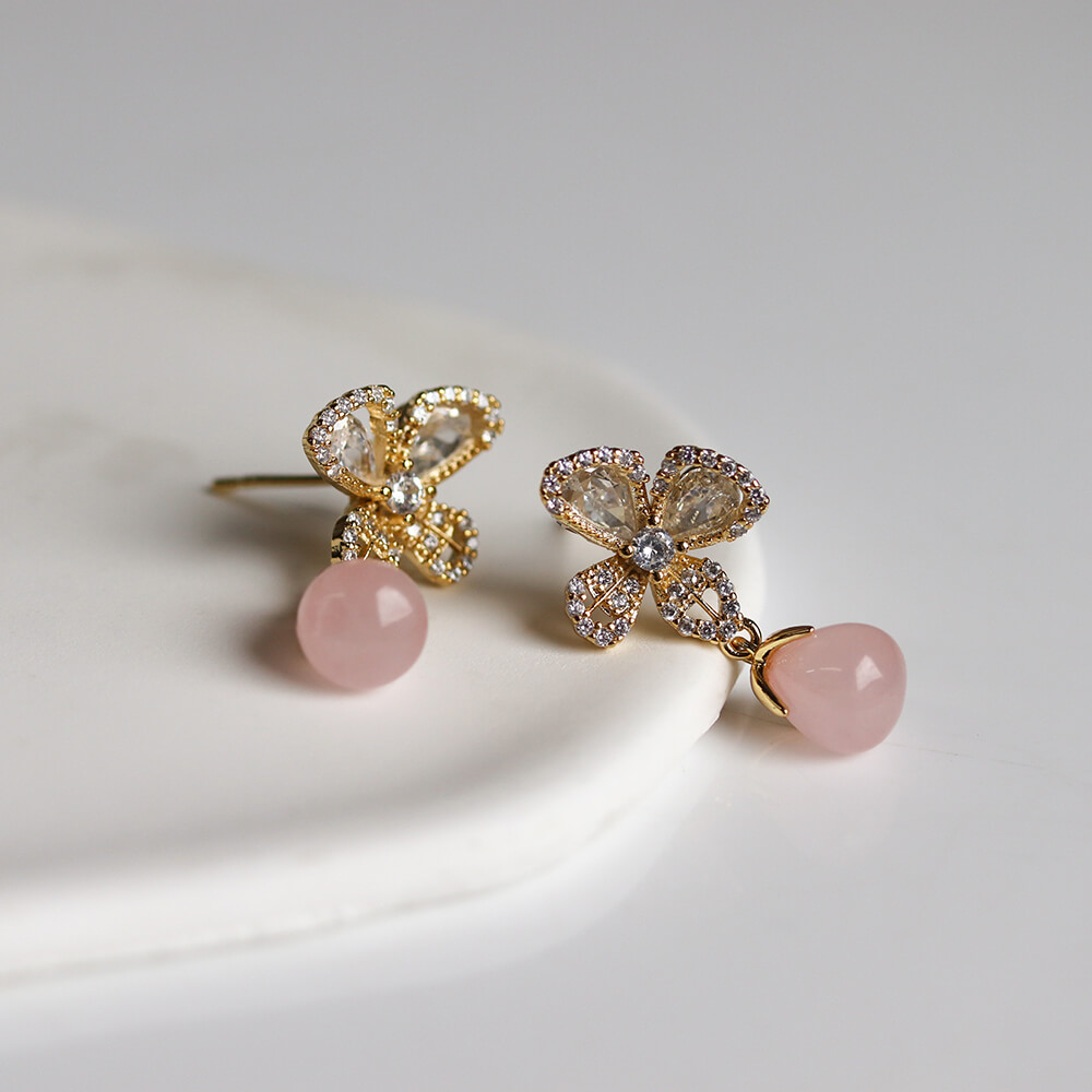 クリスタル  / ローズクォーツ フラワー ピアス