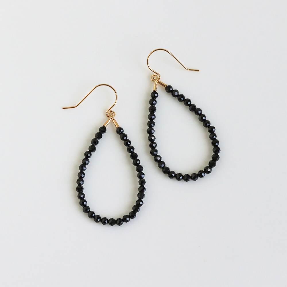 ブラックスピネル フック ピアス | K10YG〈Web限定〉