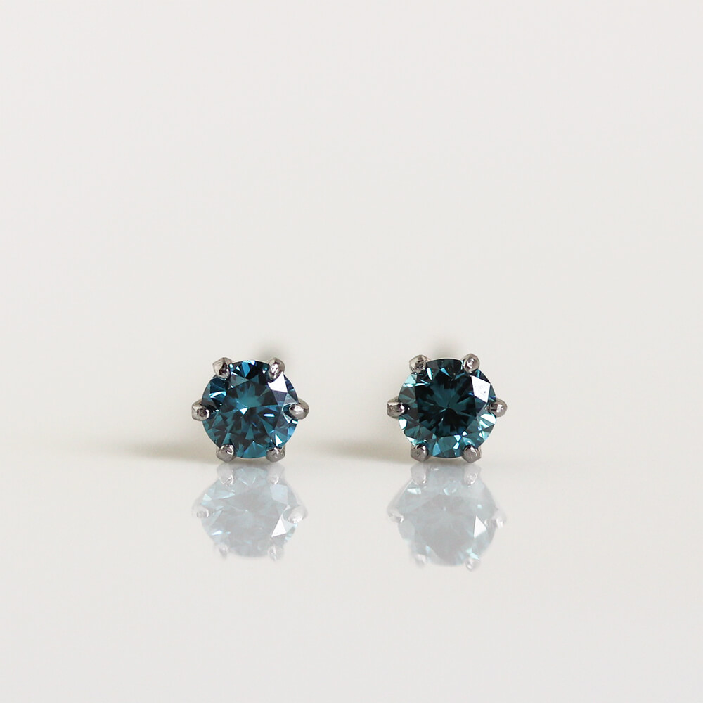 ブルーダイヤモンド 0.1ct ピアス | PT〈Web限定〉