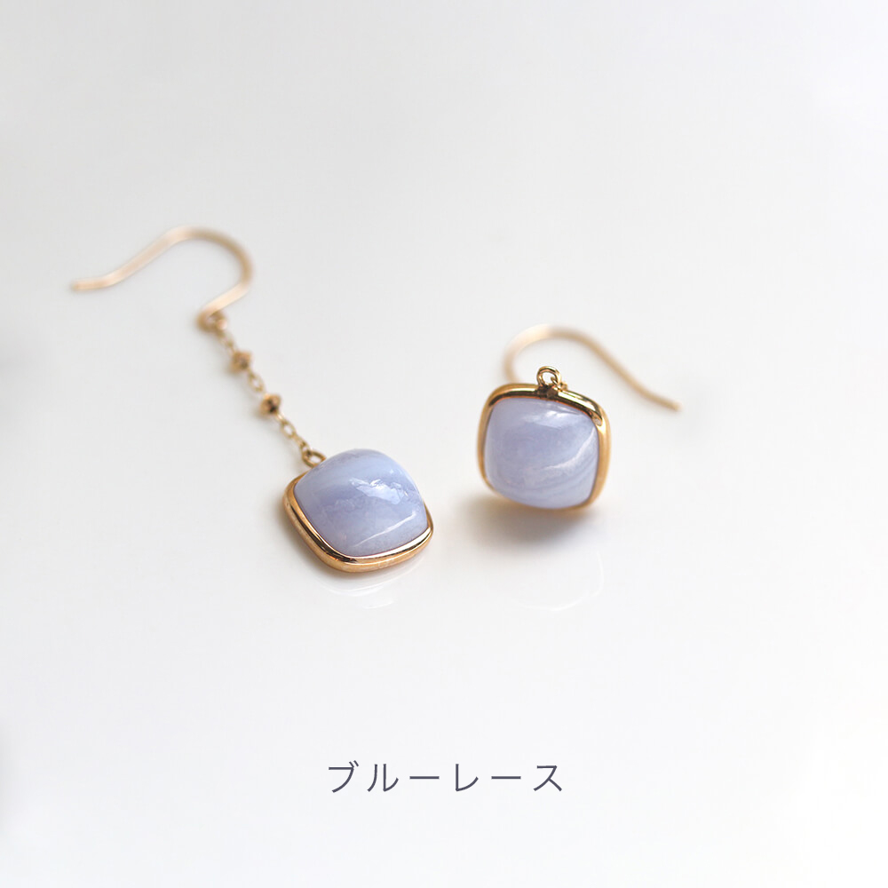 未使用 cuicui 現行品K10YG カボションピアス ブルーレース cui-cui / キュイキュイ / ジュエリー＆アクセサリー / カラー
