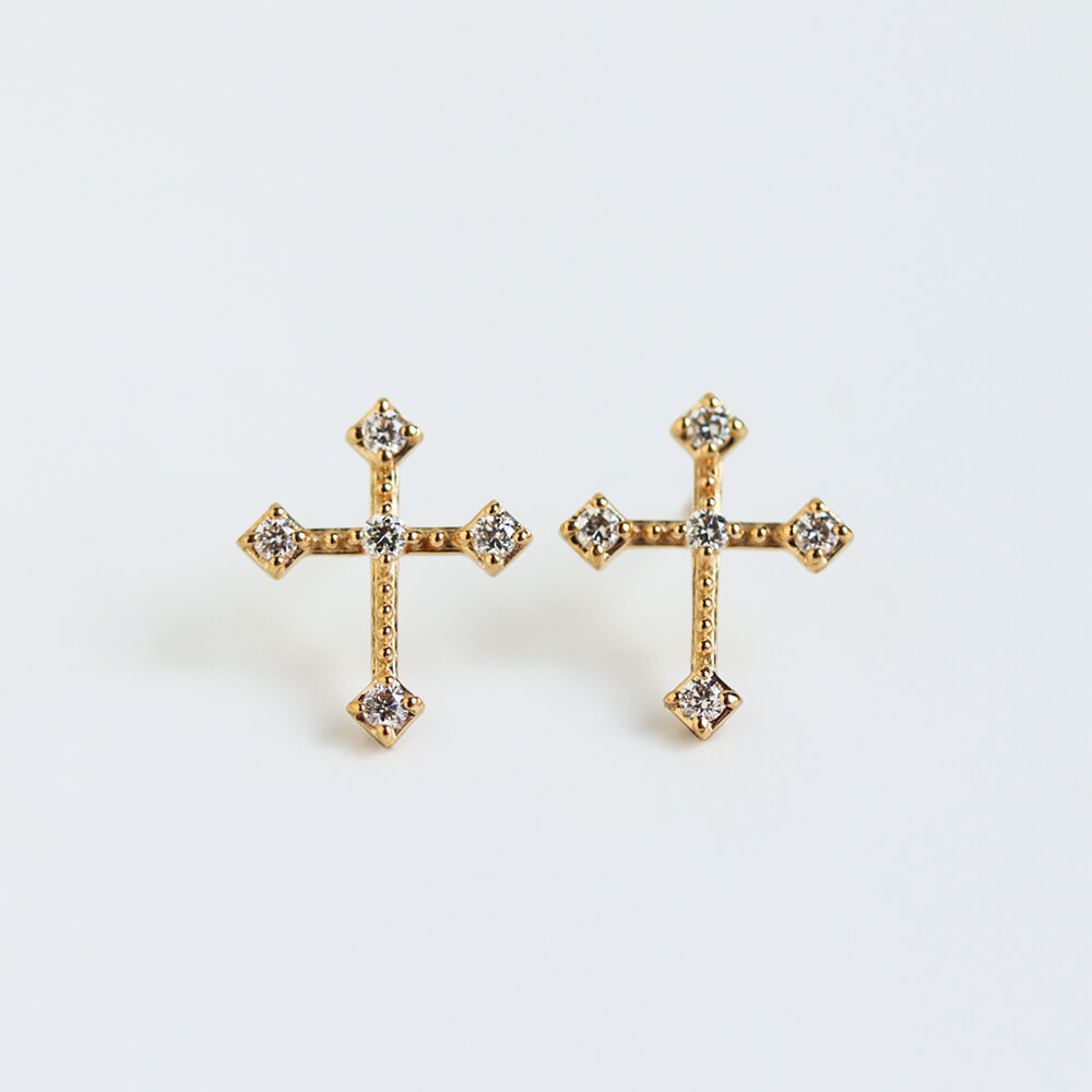 ダイヤモンド クロス ピアス | K18〈Web限定〉