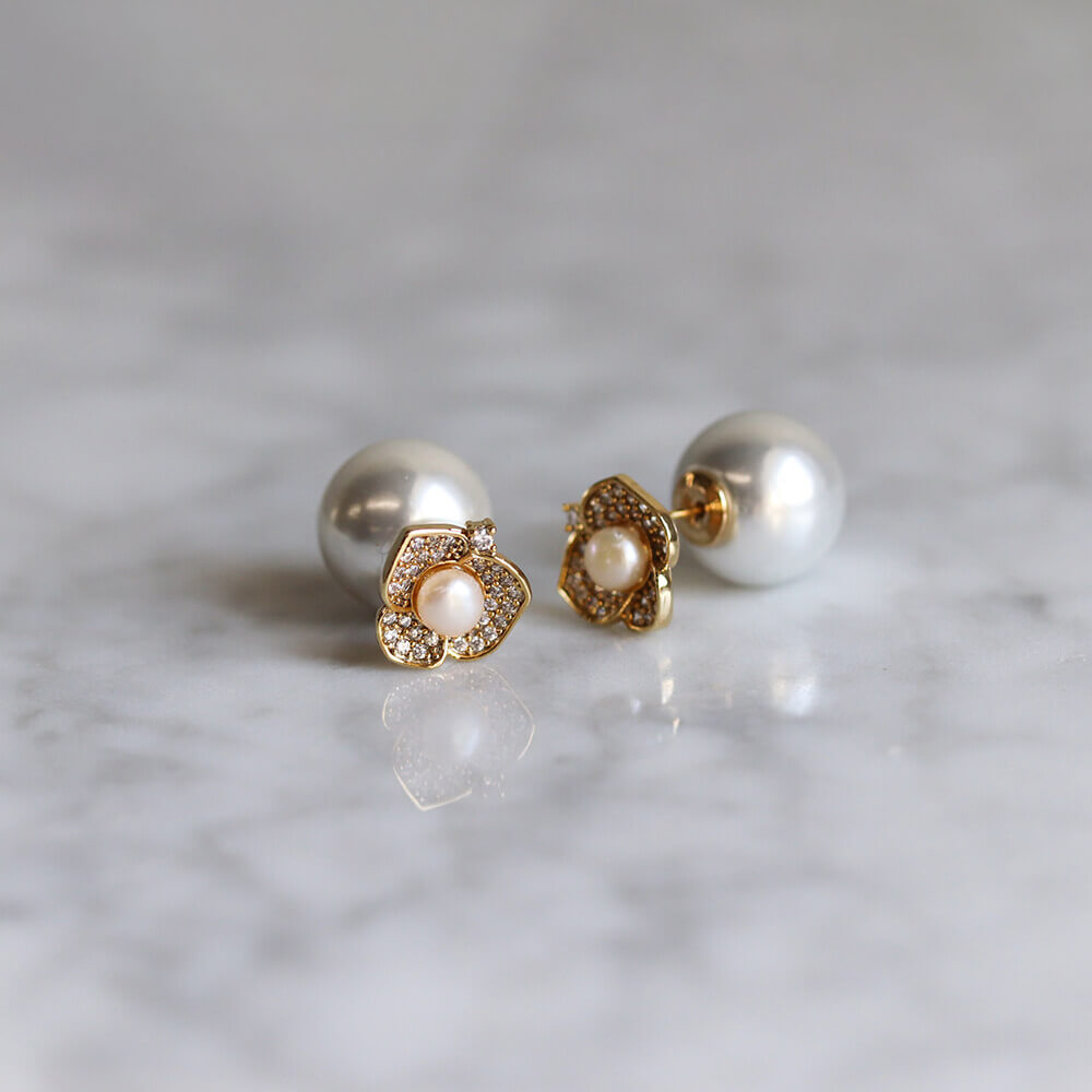 パール フラワー ピアス〈パールキャッチ〉