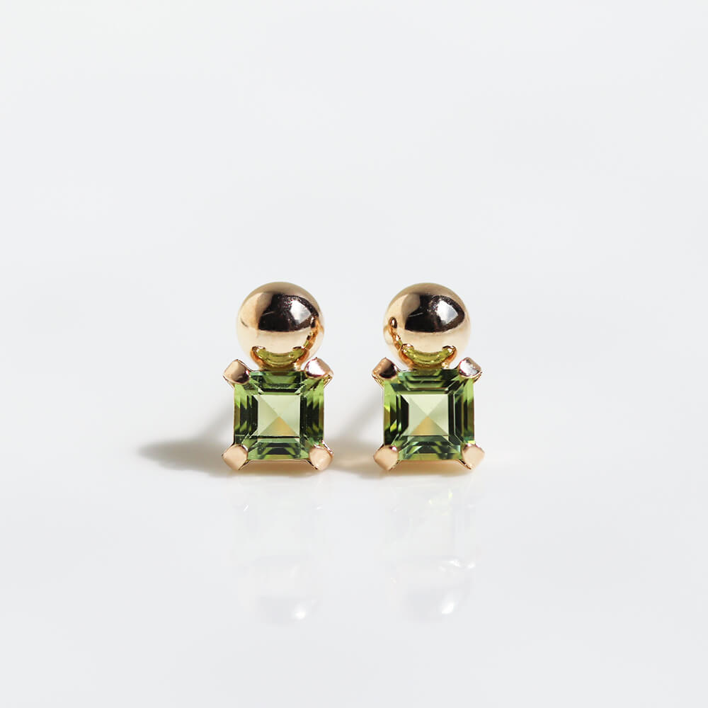 ペリドット ピアス | K10YG〈Web限定〉