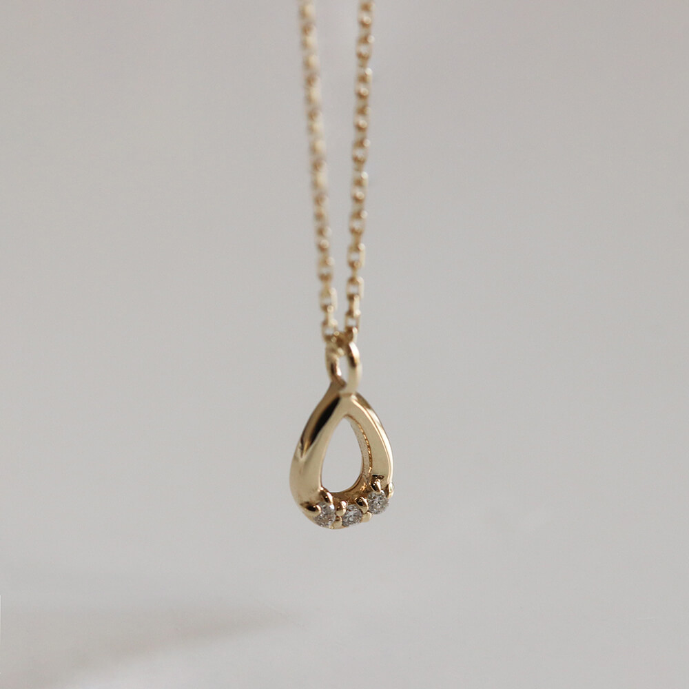 ダイヤモンド ペアシェイプ ネックレス | K10YG